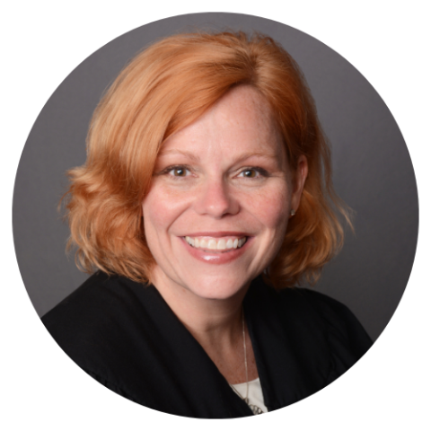 Tracy MacKenzie's Headshot